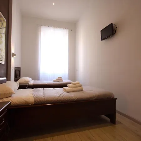 Ottaviano 2br House Appartement Rome