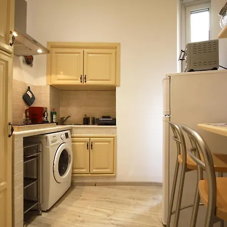 Ottaviano 2br House Appartement *