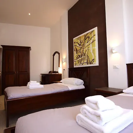 Ottaviano 2br House Appartement Rome